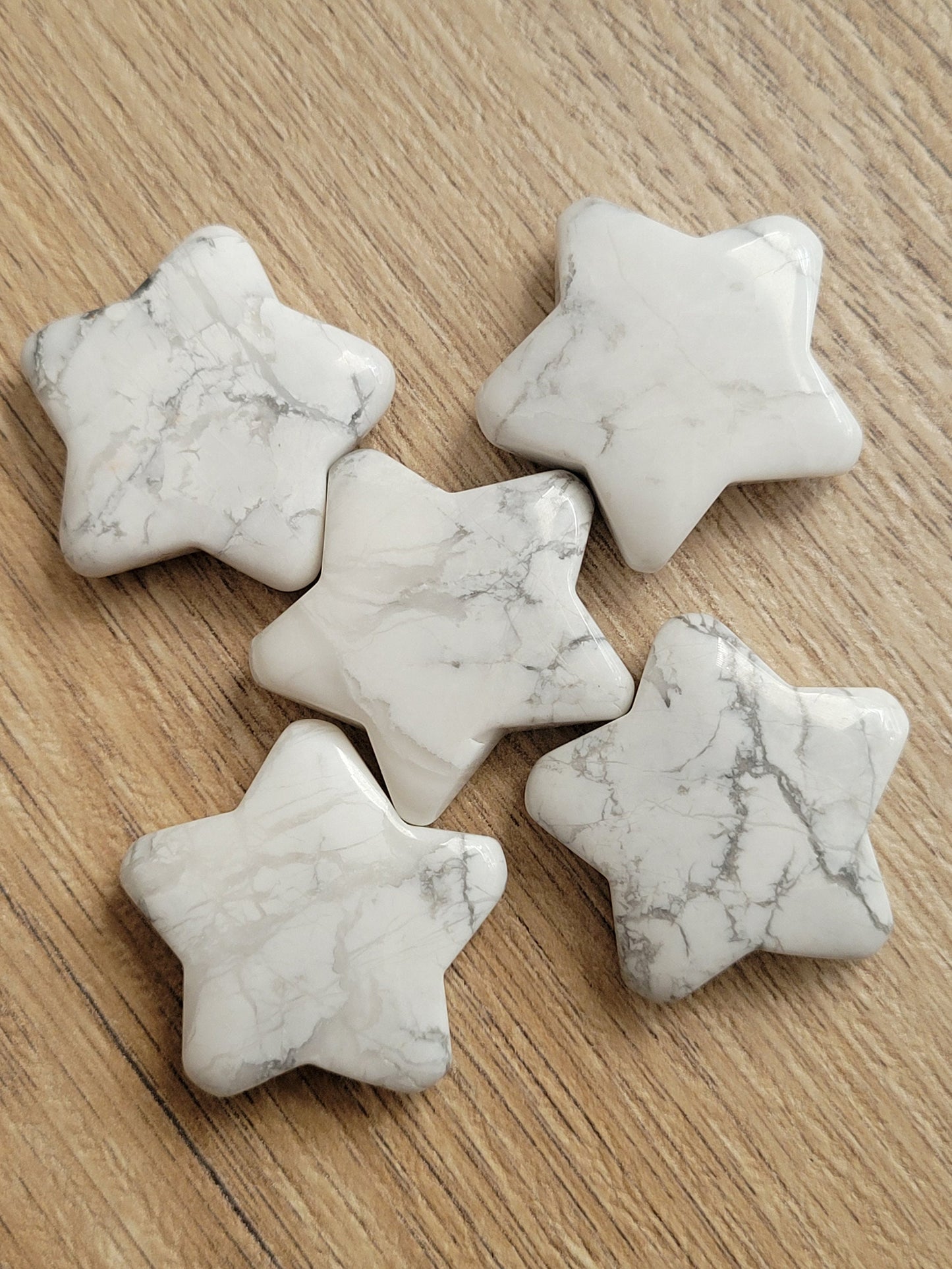 Howlite Star Crystal Carving - Healing Crystal - Home Decor - 14g - Intuitively picked