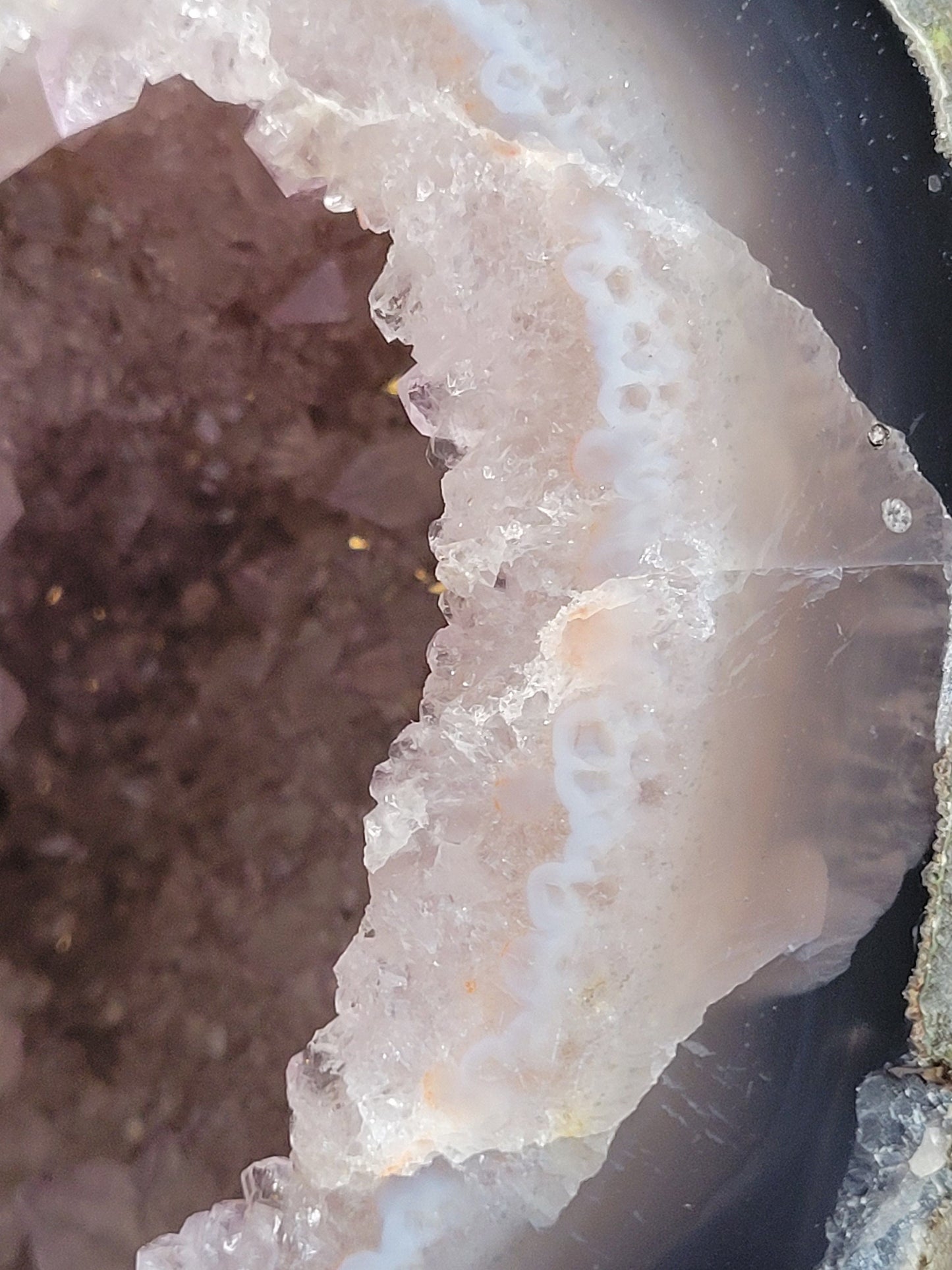 Druze Agate Geode with Stand | Black Chalcedony from Uruguay | Lilac Amethyst Crystals | Home Decor | Crystal Collector | Gift ideas | 4lbs