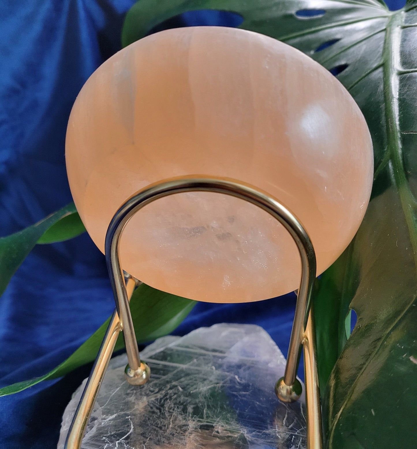 Beautiful Peach Selenite Crystal - Carved Circular Bowl - Cleansing - Charging - Crystal Collector - Gift - Home Decor