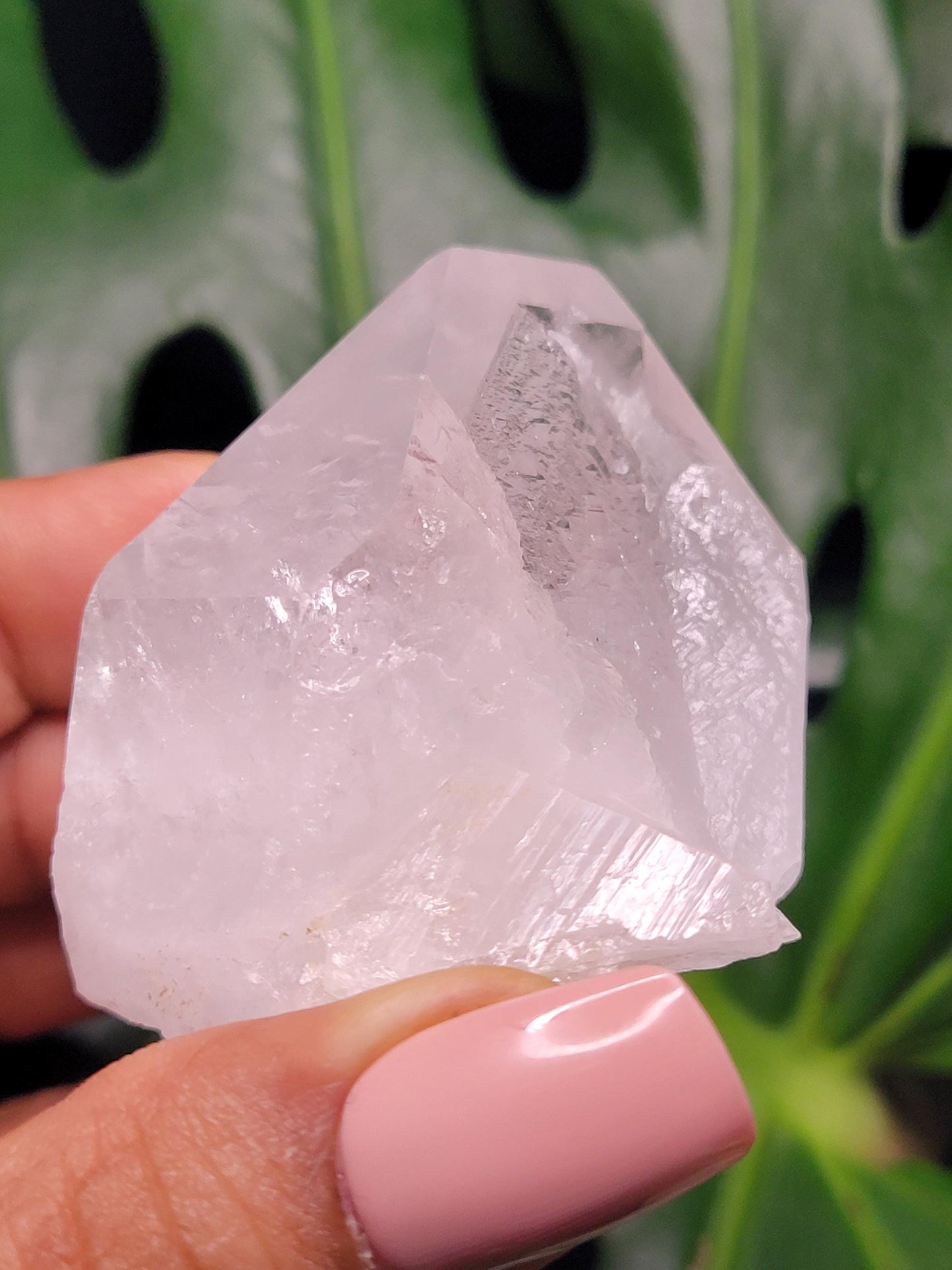 Stunning Lemurian Clear Quartz Crystal Point-Crystal Collectors-Birthday Anniversary Christmas Gift-Home Decor-Gift Ideas-High Quality