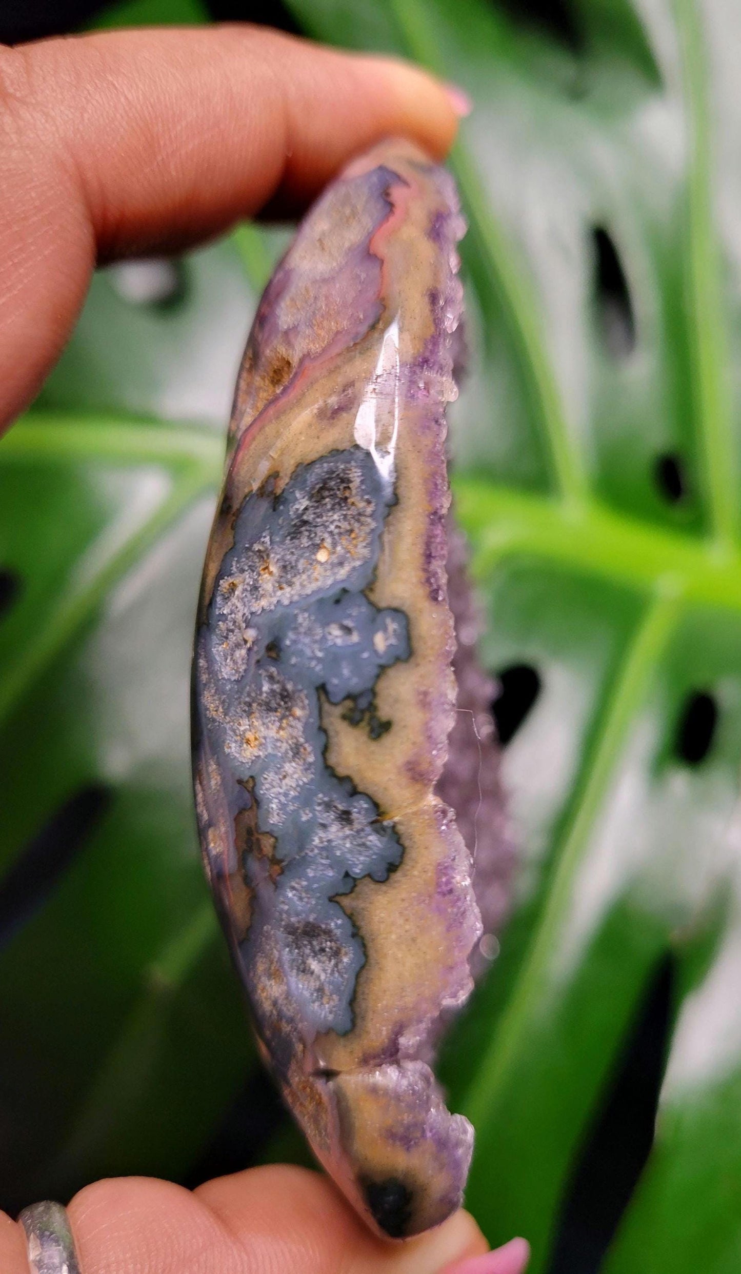 High Quality Galaxy Amethyst Shell with polished back from Uruguay - Home Decor-Crystal Collector-Gift Ideas - Red, Gold and Purple - 122g