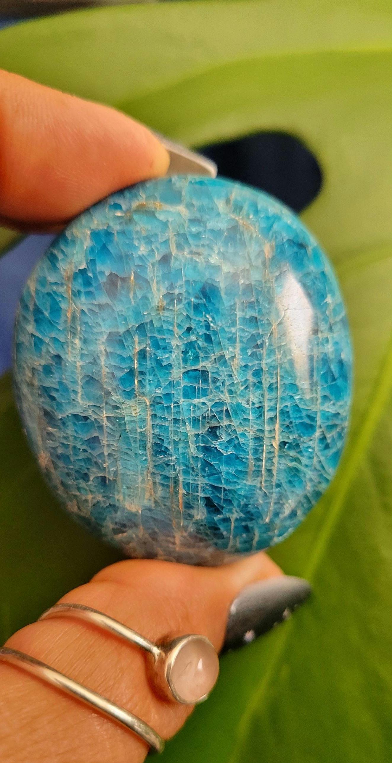 Apatite Palm Stones, Large | Your Pick | Meditation | Birthday Christmas Gift Ideas for you | Electric Blue | Third Eye Chakra