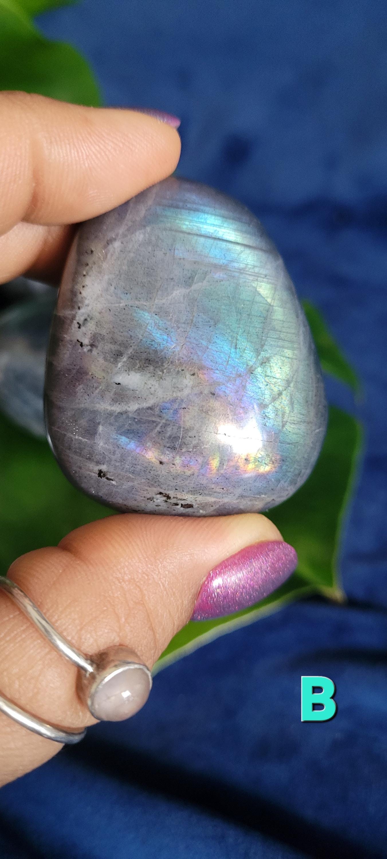 HQ Peacock/Rainbow Flash Labradorite Palmstones from Madagascar| Meditation Tool | Third Eye Chakra | Blue Teal Pink Purple Gold Chatoyancy