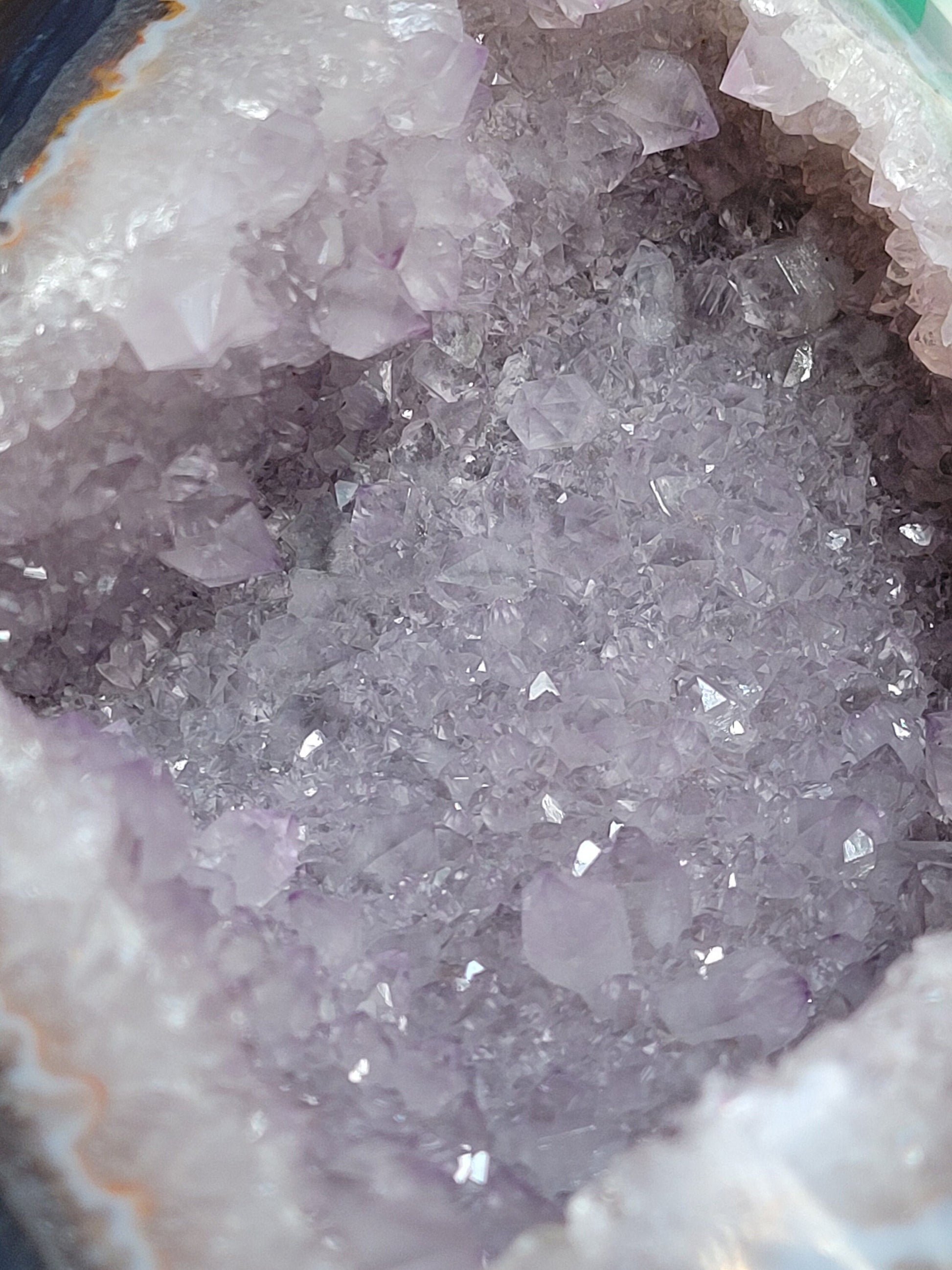 Druze Agate Geode with Stand | Black Chalcedony from Uruguay | Lilac Amethyst Crystals | Home Decor | Crystal Collector | Gift ideas | 4lbs