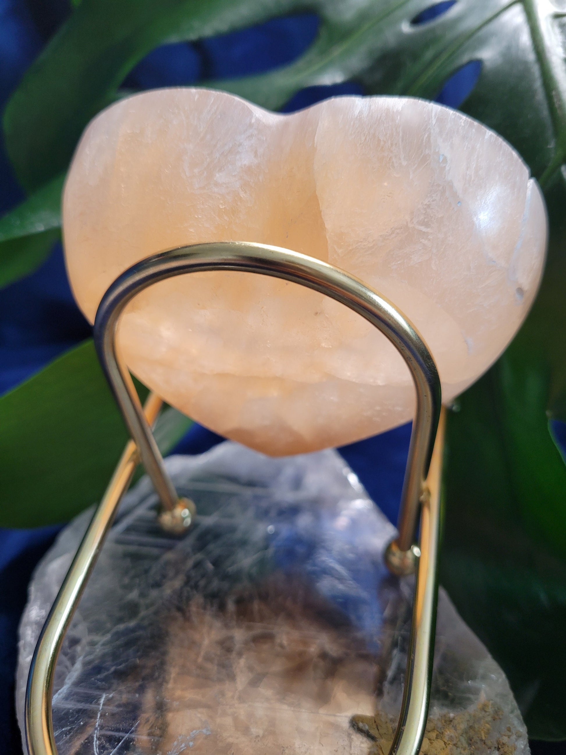 Beautiful Peach Selenite Crystal - Heart Carved Bowl - Cleansing - Charging - Crystal Collector - Gift - Home Decor