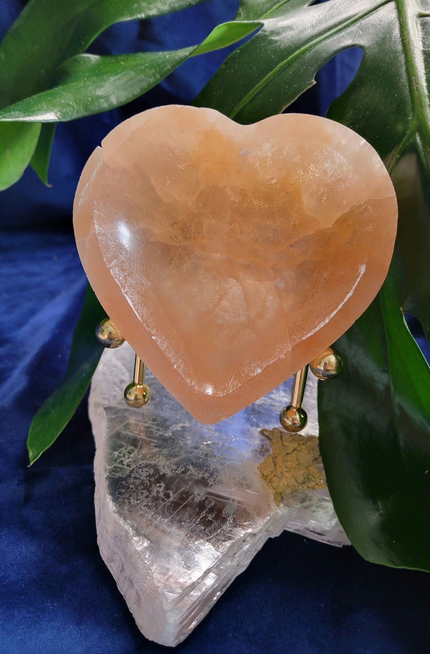 Beautiful Peach Selenite Crystal - Heart Carved Bowl - Cleansing - Charging - Crystal Collector - Gift - Home Decor
