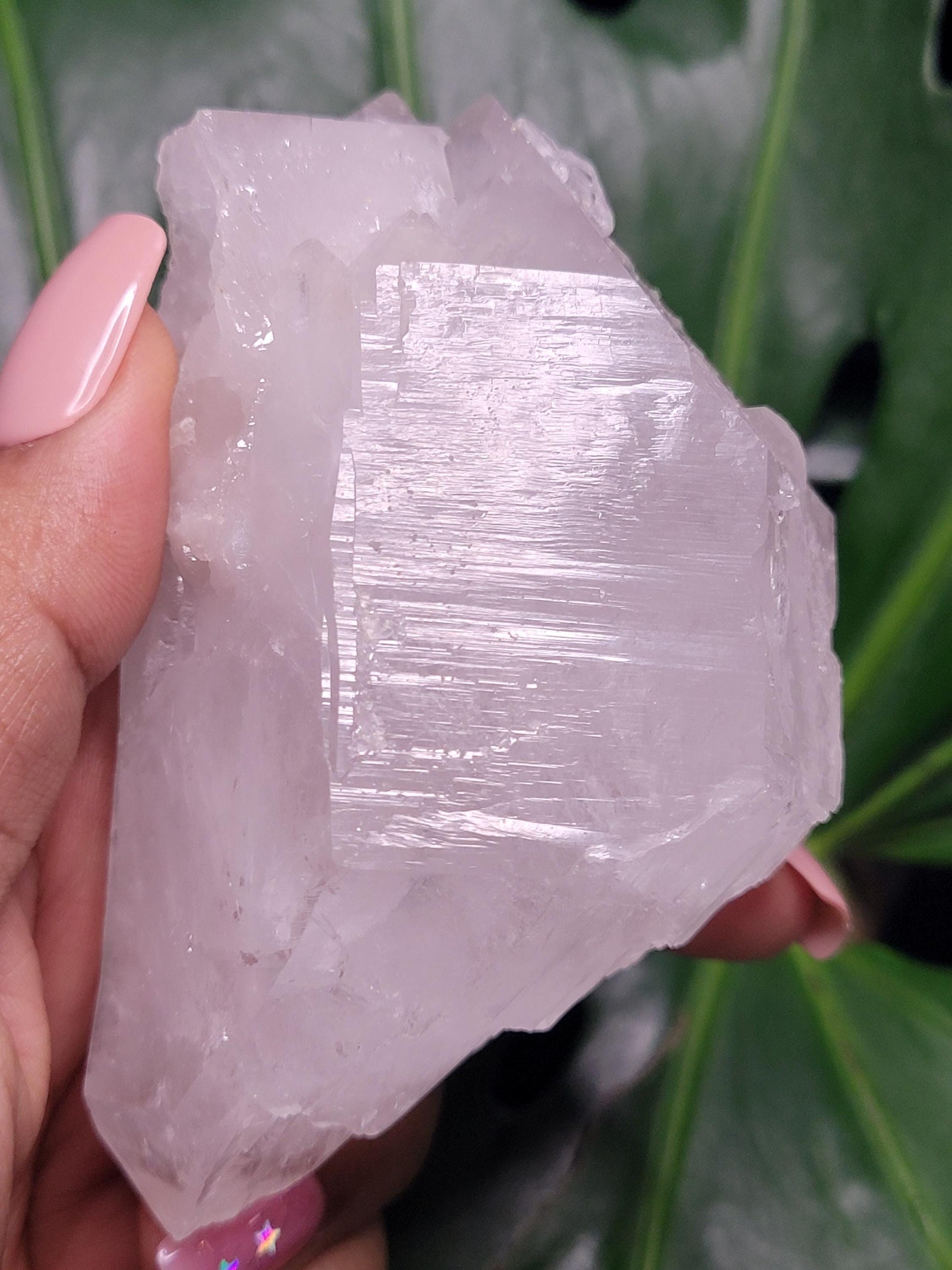 Stunning Lemurian Clear Quartz Crystal Point-Crystal Collectors-Birthday Anniversary Christmas Gift-Home Decor-Gift Ideas-High Quality