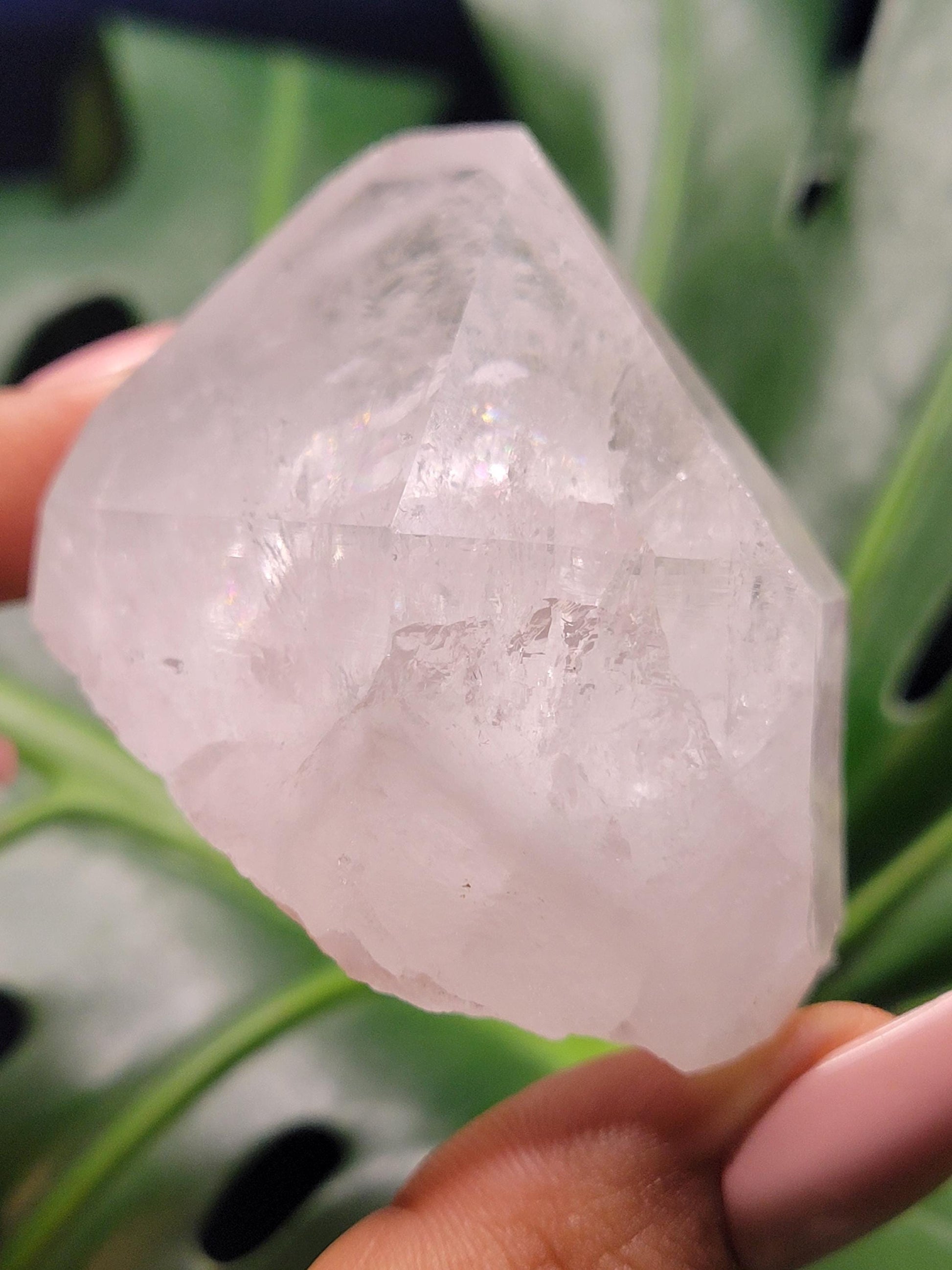Stunning Lemurian Clear Quartz Crystal Point-Crystal Collectors-Birthday Anniversary Christmas Gift-Home Decor-Gift Ideas-High Quality