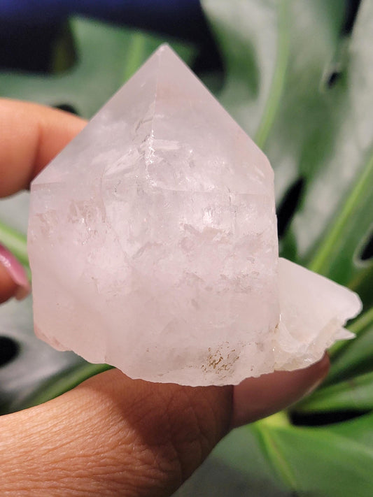 Stunning Lemurian Clear Quartz Crystal Point-Crystal Collectors-Birthday Anniversary Christmas Gift-Home Decor-Gift Ideas-High Quality