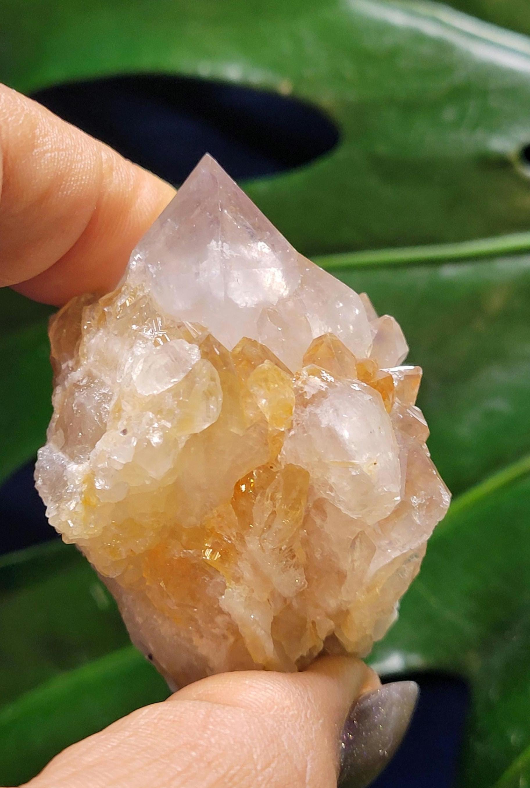 Stunning Spirit Quartz Cluster from South Africa - Crown Chakra Meditation - Birthday Collectors Christmas Party Gift Ideas - Lavender - 86g