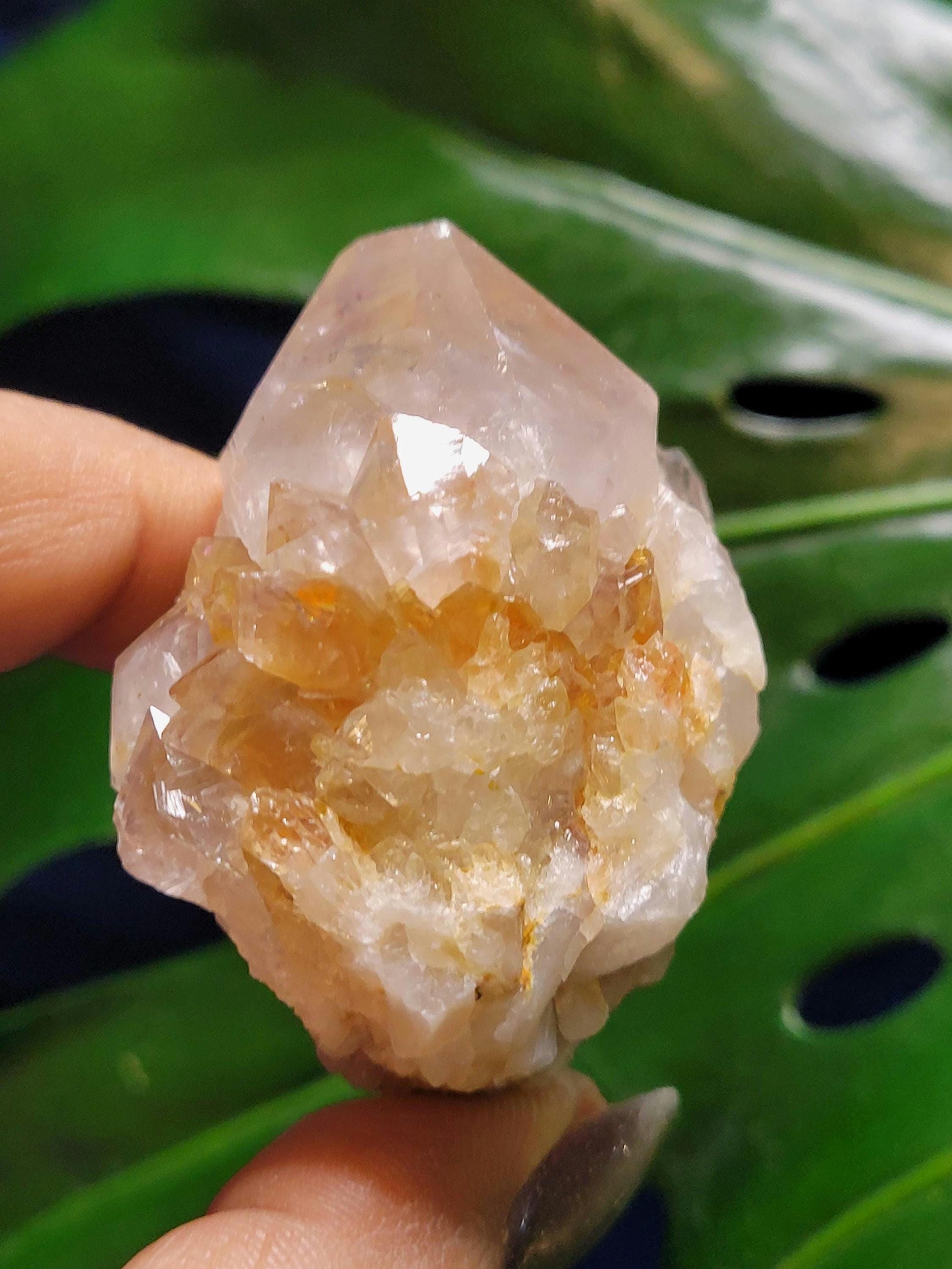 Stunning Spirit Quartz Cluster from South Africa - Crown Chakra Meditation - Birthday Collectors Christmas Party Gift Ideas - Lavender - 86g