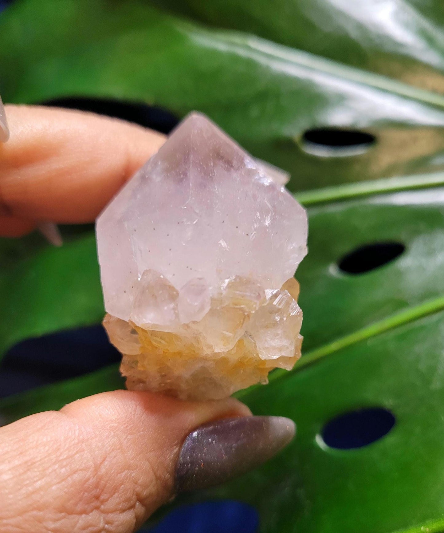 Stunning Spirit Quartz Cluster from South Africa - Crown Chakra Meditation - Birthday Collectors Christmas Party Gift Ideas - Lavender - 50g