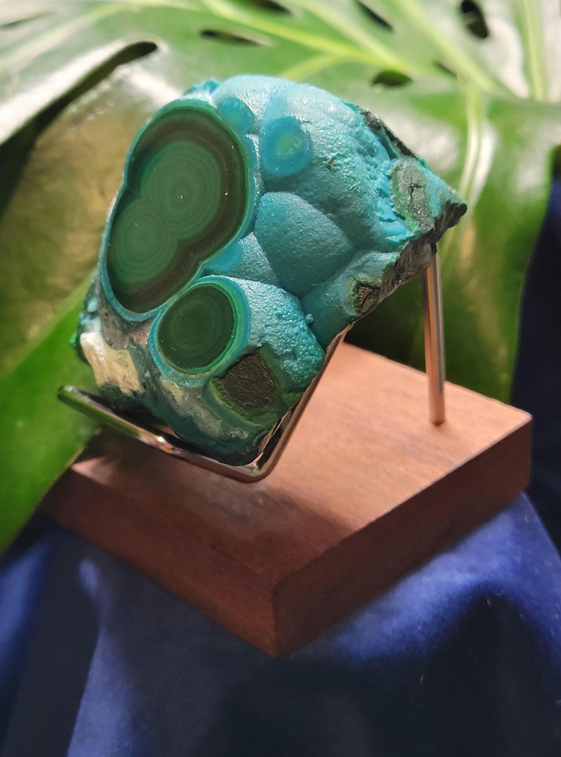 Malachite and Chrysocolla Specimen| Crystal Collector Piece|Birthday Christmas Gift Ideas|Strength and Abundance Energy|Green and Blue|291g