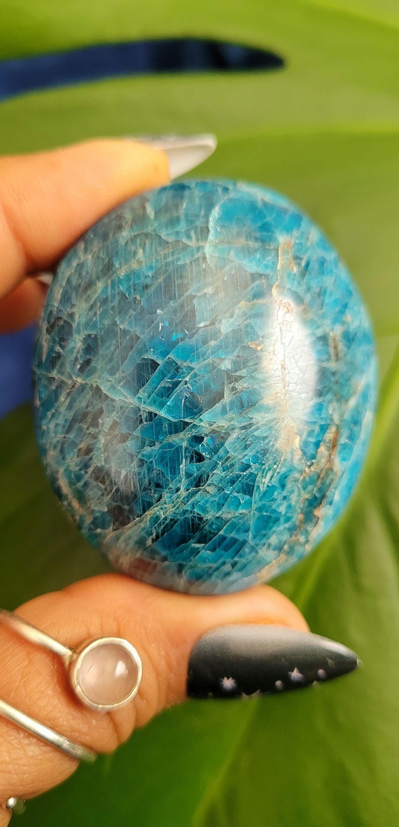 Apatite Palm Stones, Large | Your Pick | Meditation | Birthday Christmas Gift Ideas for you | Electric Blue | Third Eye Chakra