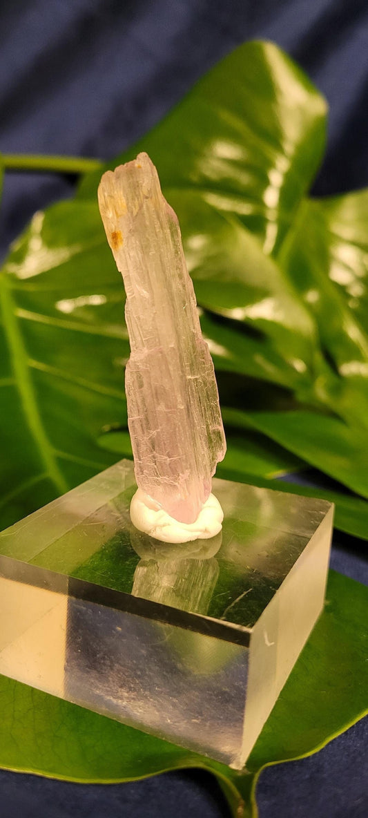 Etched & Translucent Gemmy Pink Kunzite | AAA Grade Crystal Specimen for Collectors | Heart Chakra | Love Gift Idea | Gorgeously Pink | 15g
