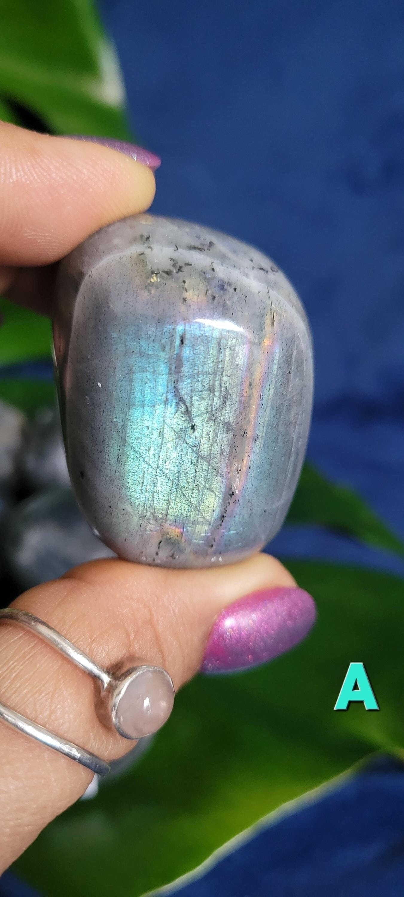 HQ Peacock/Rainbow Flash Labradorite Palmstones from Madagascar| Meditation Tool | Third Eye Chakra | Blue Teal Pink Purple Gold Chatoyancy