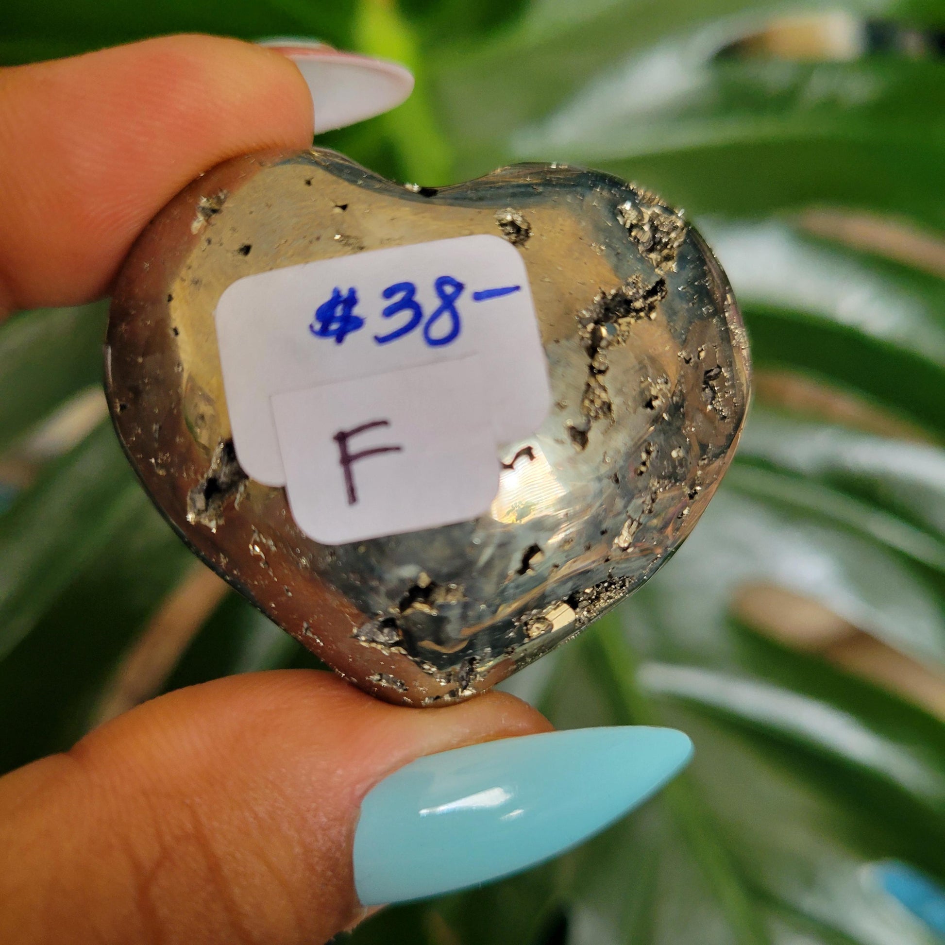 Gorgeous Pyrite Heart Carving from Peru (F) Abundance Protection Confidence | Shimmering Gold | Home Decor | Gift for you | Meditation Tool
