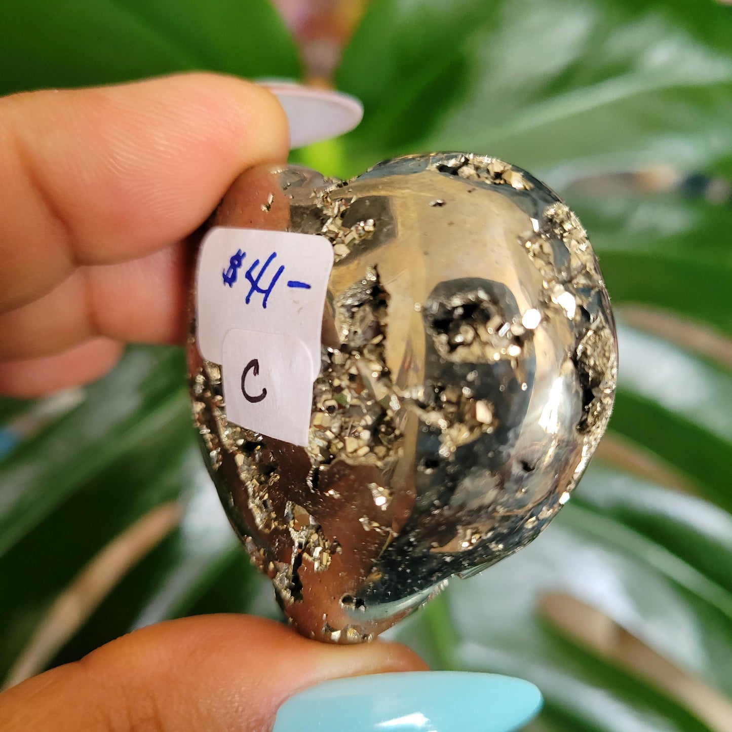 Gorgeous Pyrite Heart Carving from Peru (C) Abundance Protection Confidence | Shimmering Gold | Home Decor | Gift for you | Meditation Tool