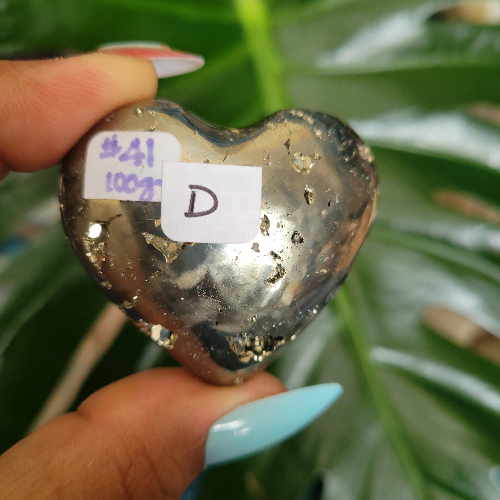 Gorgeous Pyrite Heart Carving from Peru (D) Abundance Protection Confidence | Shimmering Gold | Home Decor | Gift for you | Meditation Tool