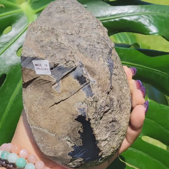 Druze Agate Geode with Stand | Black Chalcedony from Uruguay | Lilac Amethyst Crystals | Home Decor | Crystal Collector | Gift ideas | 4lbs
