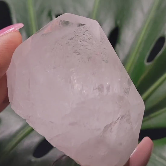 Stunning Lemurian Clear Quartz Crystal Point-Crystal Collectors-Birthday Anniversary Christmas Gift-Home Decor-Gift Ideas-High Quality